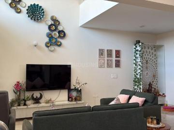 4 BHK Apartment in K R Puram for rent Bengaluru. The reference number is 19651102