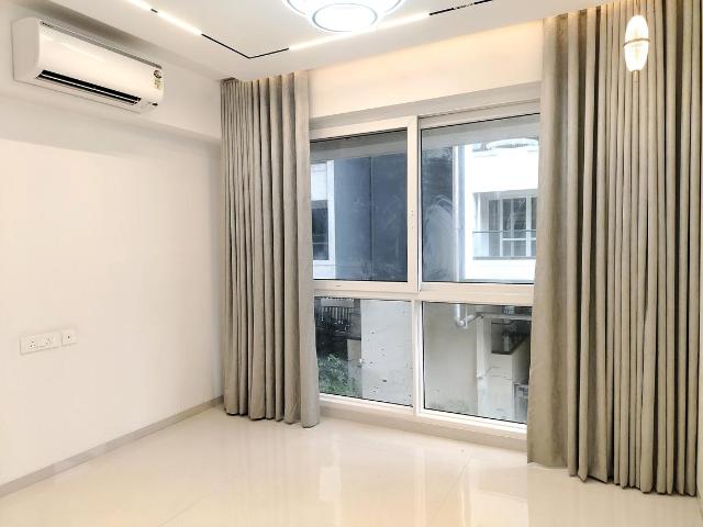 4 BHK Apartment in Kothrud for resale Pune. The reference number is 20587955