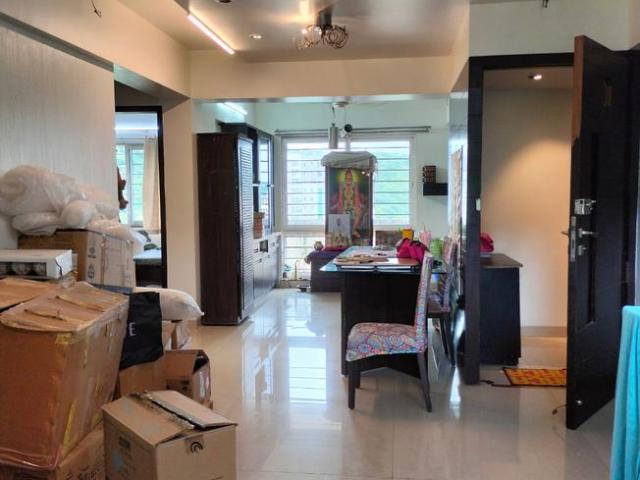 4 BHK Apartment in Kothrud for resale Pune. The reference number is 20631104
