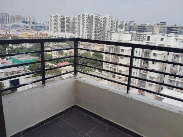 4 BHK Apartment in Kondapur for resale Hyderabad. The reference number is 20576855