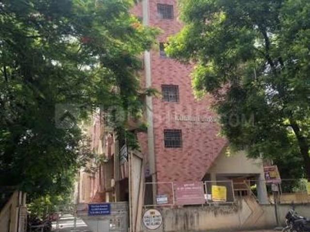 4 BHK Apartment in Kondhwa for resale Pune. The reference number is 21287331