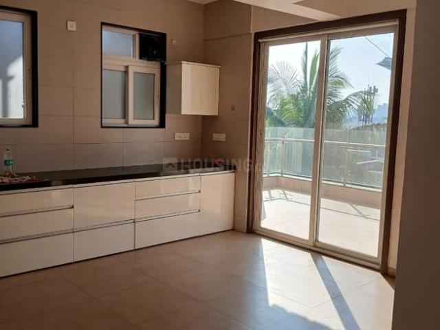 4 BHK Apartment in Koregaon Park for resale Pune. The reference number is 17001777