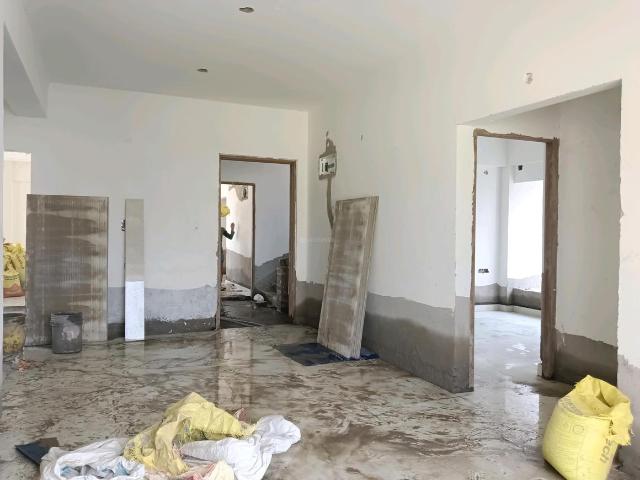 4 BHK Apartment in Kalighat for resale Kolkata. The reference number is 19761835