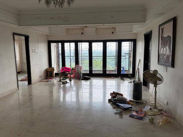 4 BHK Apartment in Kalighat for resale Kolkata. The reference number is 20829818