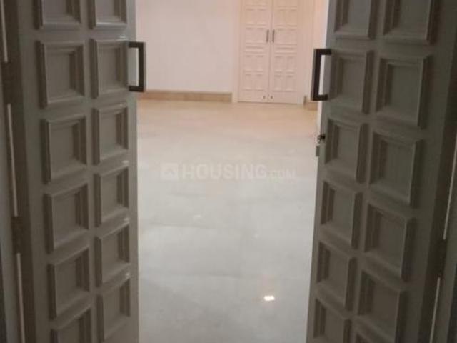 4 BHK Apartment in Kalu Sarai for resale New Delhi. The reference number is 20923718