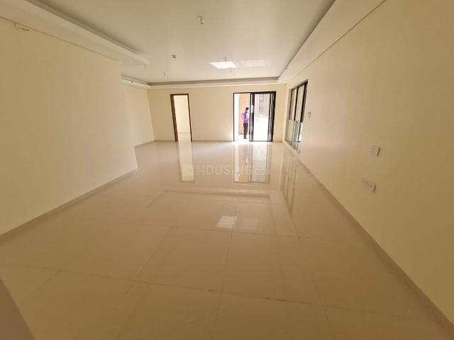 4 BHK Apartment in Kalyani Nagar for rent Pune. The reference number is 20381849
