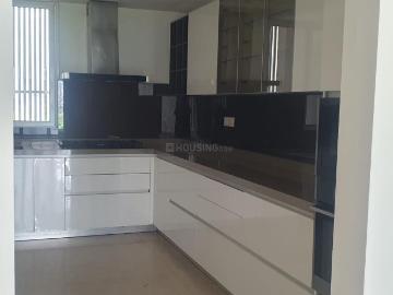 4 BHK Apartment in Kalyani Nagar for rent Pune. The reference number is 20415250