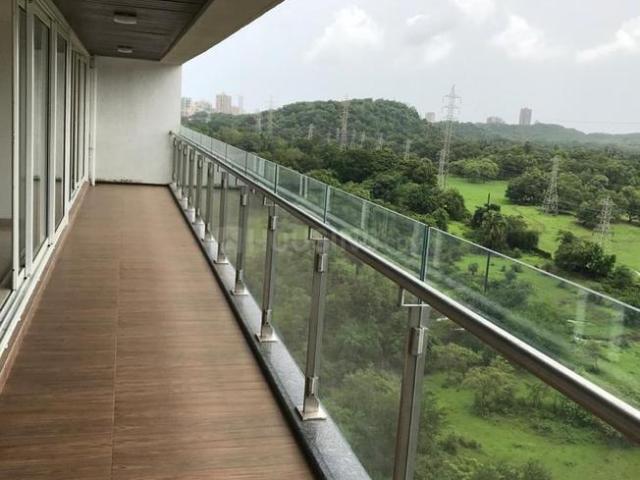 4 BHK Apartment in Kandivali East for rent Mumbai. The reference number is 20552159