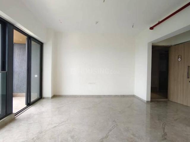 4 BHK Apartment in Kandivali East for rent Mumbai. The reference number is 20999761