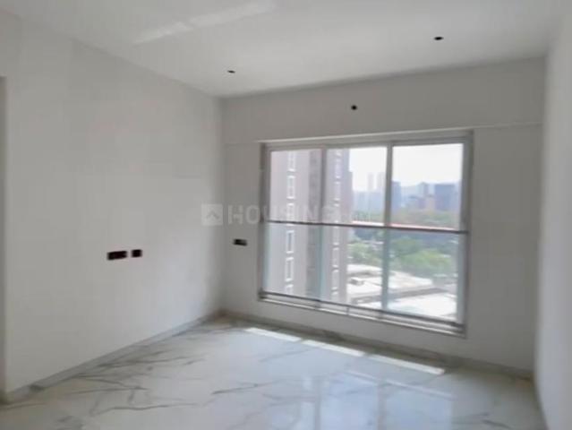 4 BHK Apartment in Kandivali East for rent Mumbai. The reference number is 21036086