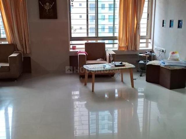 4 BHK Apartment in Kandivali East for resale Mumbai. The reference number is 20247744