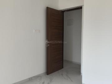 4 BHK Apartment in Kandivali West for resale Mumbai. The reference number is 19672485