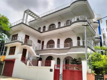4 BHK Apartment in Kankarbagh for rent Patna. The reference number is 20342302