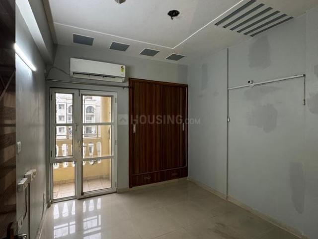 4 BHK Apartment in Karampura for rent New Delhi. The reference number is 20750282