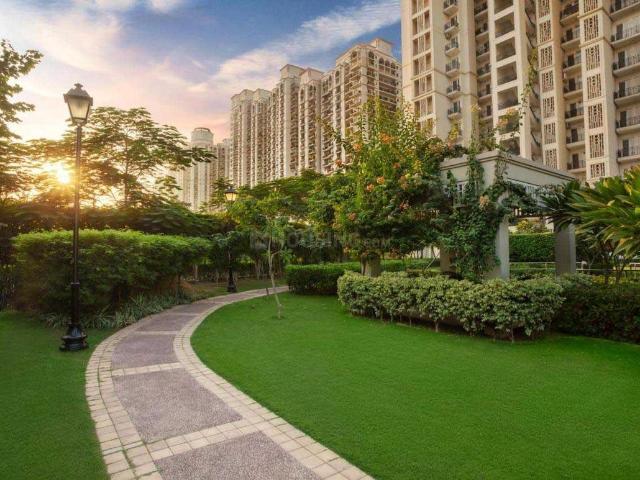 4 BHK Apartment in Karampura for rent New Delhi. The reference number is 20735557