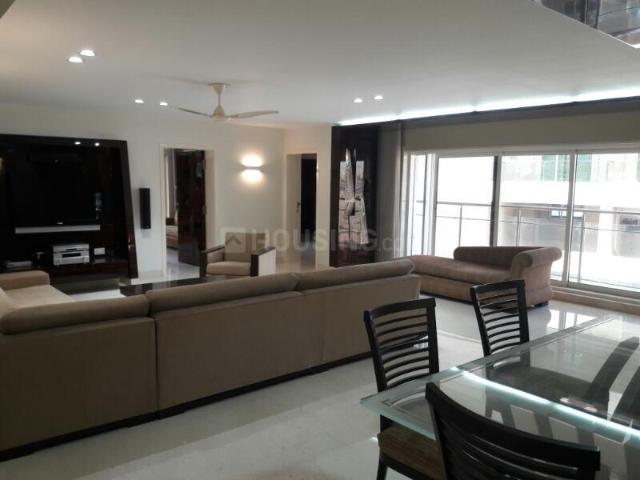 4 BHK Apartment in Khar West for rent Mumbai. The reference number is 10640688