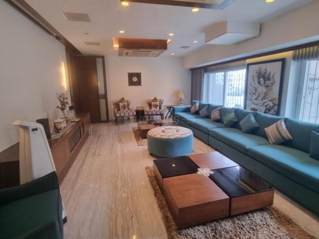 4 BHK Apartment in Khar West for rent Mumbai. The reference number is 20739026