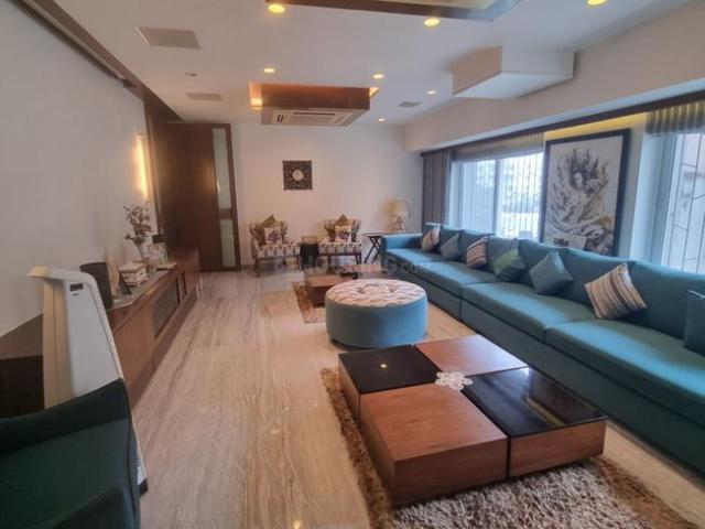 4 BHK Apartment in Khar West for rent Mumbai. The reference number is 20870039