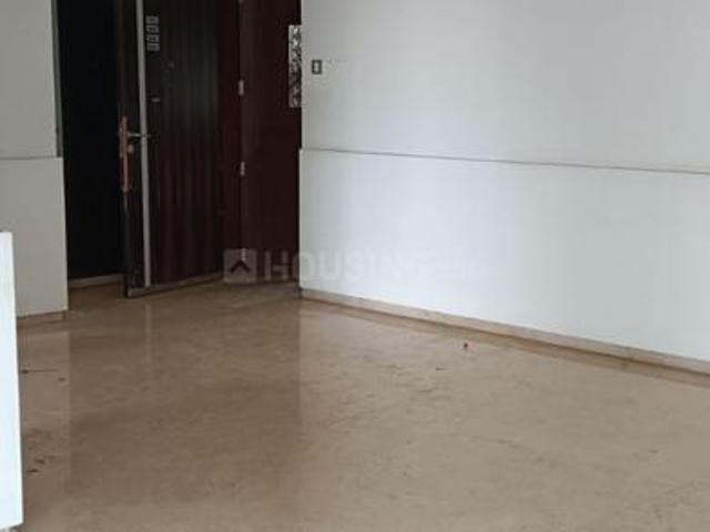 4 BHK Apartment in Khar West for rent Mumbai. The reference number is 21172242