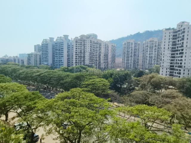 4 BHK Apartment in Kharghar for rent Navi Mumbai. The reference number is 19818778