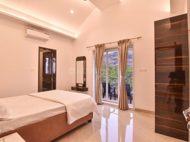 4 BHK Apartment in Kharghar for resale Navi Mumbai. The reference number is 6194020