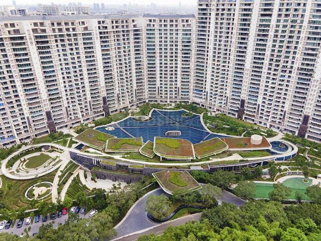 4 BHK Apartment in Kharghar for resale Navi Mumbai. The reference number is 19227008