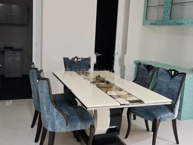 4 BHK Apartment in Kukatpally for rent Hyderabad. The reference number is 21250007