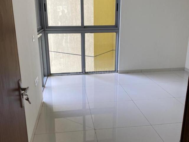 4 BHK Apartment in Hadapsar for rent Pune. The reference number is 20639559