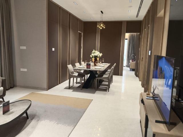 4 BHK Apartment in Hadapsar for resale Pune. The reference number is 20476622