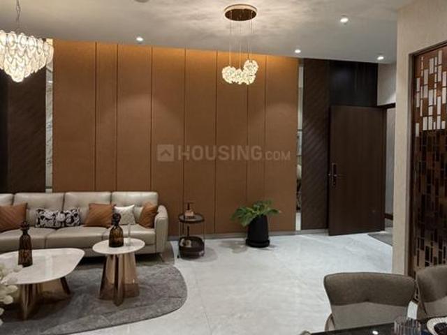 4 BHK Apartment in Hadapsar for resale Pune. The reference number is 21050822
