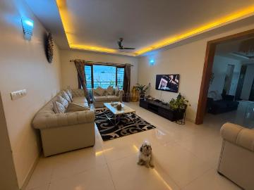 4 BHK Apartment in Halasuru for rent Bengaluru. The reference number is 20481634