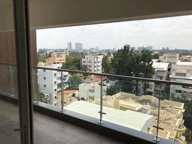 4 BHK Apartment in Halasuru for rent Bengaluru. The reference number is 21163849