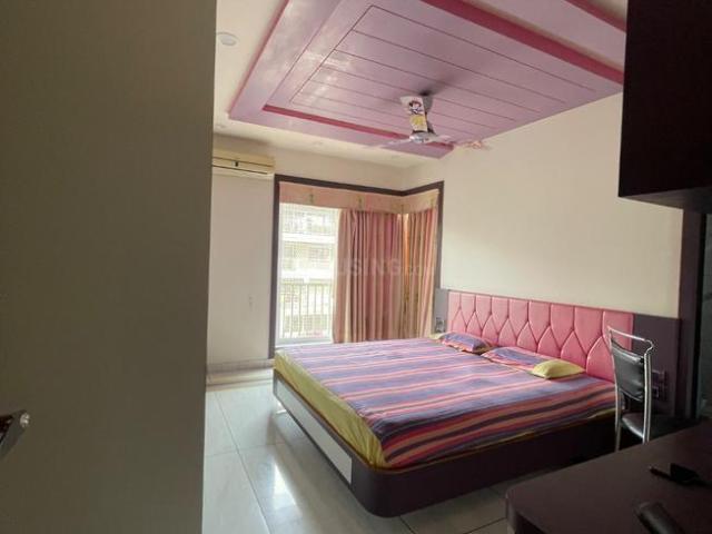 4 BHK Apartment in Hari Nagar for rent Rajkot. The reference number is 19925307