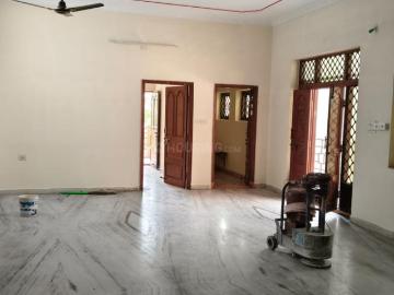 4 BHK Apartment in Himayath Nagar for rent Hyderabad. The reference number is 20431267