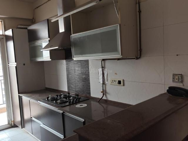 4 BHK Apartment in Indirapuram for rent Ghaziabad. The reference number is 19241902