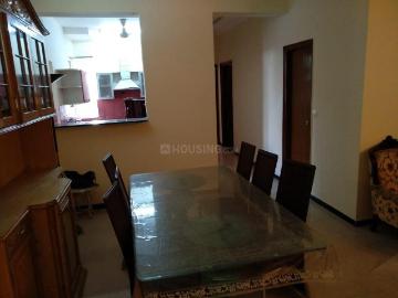 4 BHK Apartment in Indirapuram for rent Ghaziabad. The reference number is 19941725