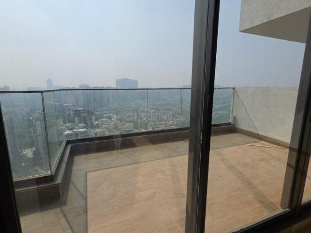 4 BHK Apartment in Indirapuram for rent Ghaziabad. The reference number is 21354568