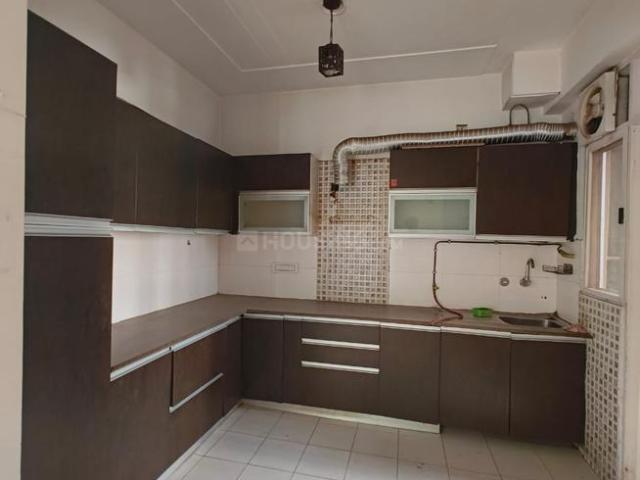 4 BHK Apartment in Indirapuram for resale Ghaziabad. The reference number is 20514291