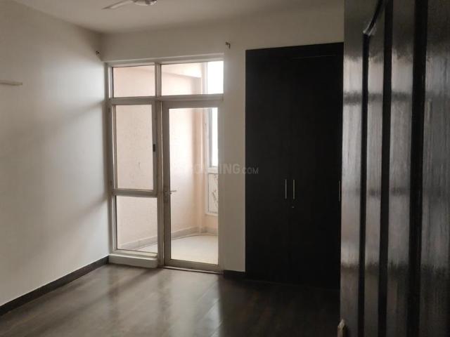 4 BHK Apartment in Indirapuram for resale Ghaziabad. The reference number is 21343933