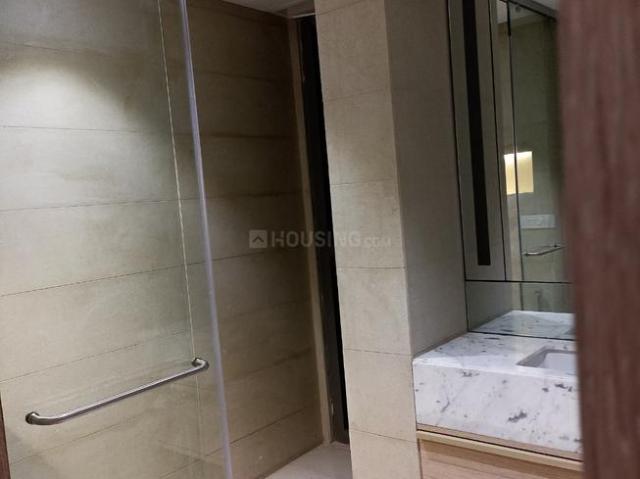 4 BHK Apartment in Iscon Ambli Road for rent Ahmedabad. The reference number is 19175159