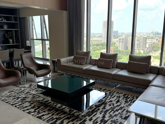 4 BHK Apartment in Iscon Ambli Road for resale Ahmedabad. The reference number is 18245217