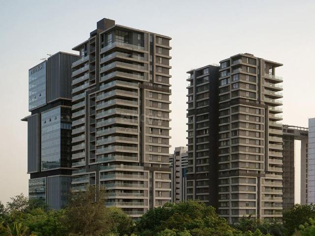 4 BHK Apartment in Iscon Ambli Road for resale Ahmedabad. The reference number is 18872057