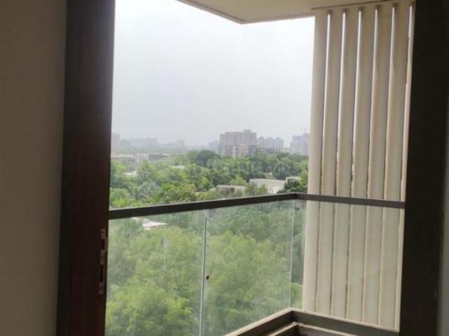 4 BHK Apartment in Iscon Ambli Road for resale Ahmedabad. The reference number is 20263481