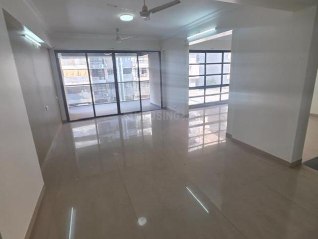 4 BHK Apartment in Jodhpur for rent Ahmedabad. The reference number is 19628453