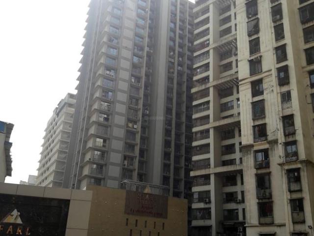 4 BHK Apartment in Jogeshwari West for resale Mumbai. The reference number is 21110964