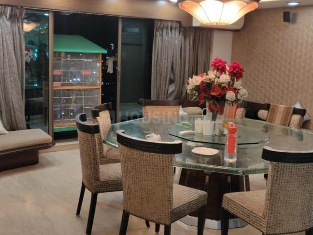 4 BHK Apartment in Jogeshwari West for resale Mumbai. The reference number is 9920000