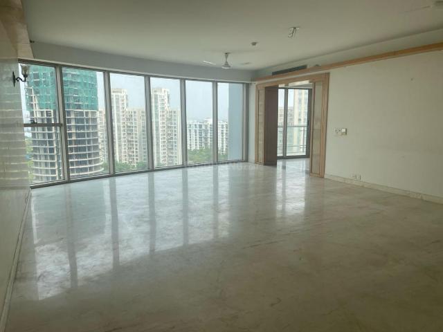4 BHK Apartment in Jaypee Greens for rent Greater Noida. The reference number is 20347239