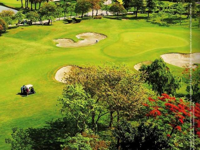 4 BHK Apartment in Jaypee Greens for resale Greater Noida. The reference number is 16981330