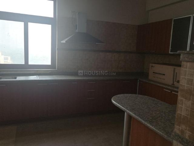 4 BHK Apartment in Jaypee Greens for resale Greater Noida. The reference number is 19298600