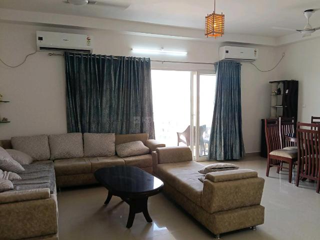 4 BHK Apartment in Jagatpur for rent Ahmedabad. The reference number is 20590222